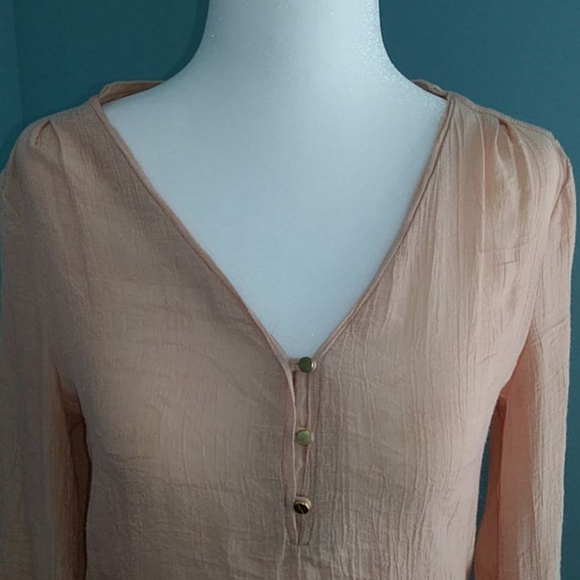 Delicate Long Sleeve Blouse - Picture 4 of 5